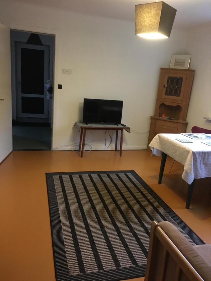 Roligt Centralt Beliggende Lejlighed I Торсхавн Экстерьер фото